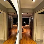 Superior Apartment At Center